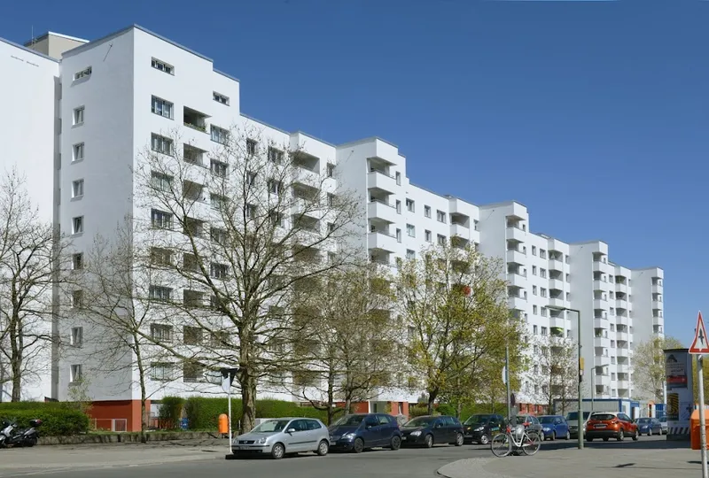 Dreizimmer sucht kleine Familie — photo 1